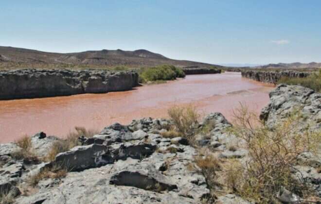 Se construye la escultura para el Premio Gaia
