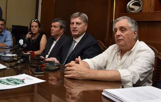 Â¿Qué comercios están adheridos al programa “La Pampa en Navidad”?