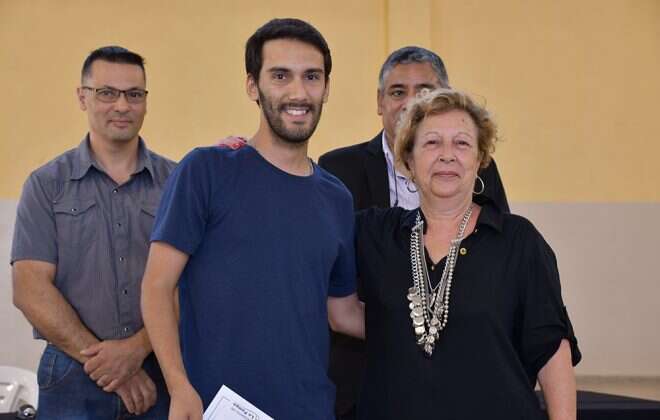 Entregan certificados a instructores de Formación Profesional