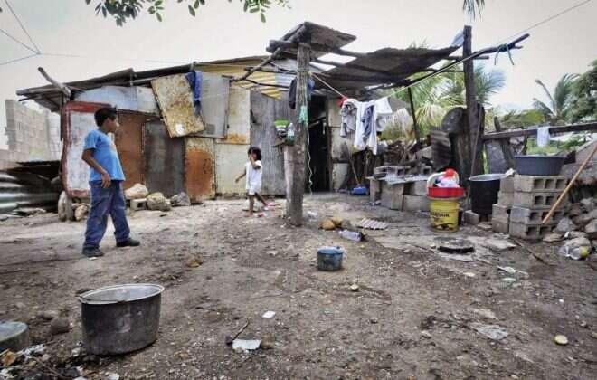 Informe de la UCA: La pobreza superó el 40% y es la más alta de la década