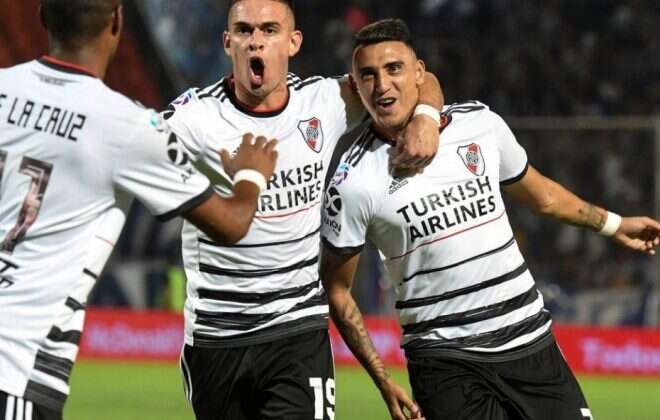 River ganó en Mendoza y lidera en soledad