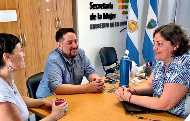 La Secretaría de la Mujer proyecta actividad con el Municipio de Santa Rosa