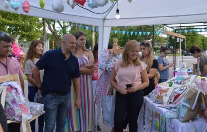 Primera feria de emprendedores en Intendente Alvear