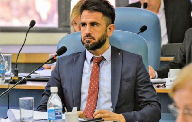 Marín presentó proyecto de “Ley provincial de equilibrio poblacional de perros y gatos”