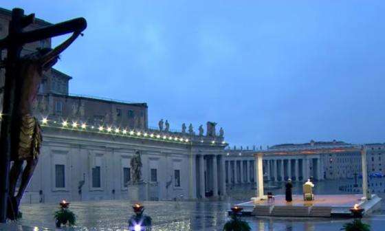 Histórico mensaje del Papa Francisco: “Nos sorprendió una tormenta y en esta barca estamos todos”