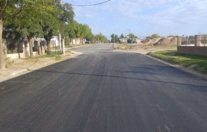 Sigue la pavimentación en el Barrio San Cayetano de Santa Rosa