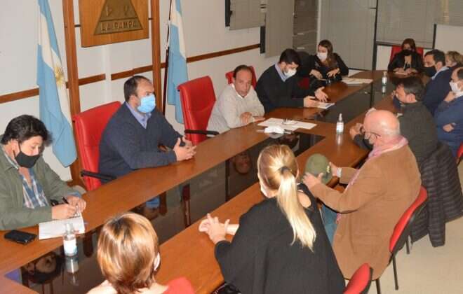 Seguridad se reunió con representantes del Concejo Deliberante de Santa Rosa y Toay por la Avenida Perón