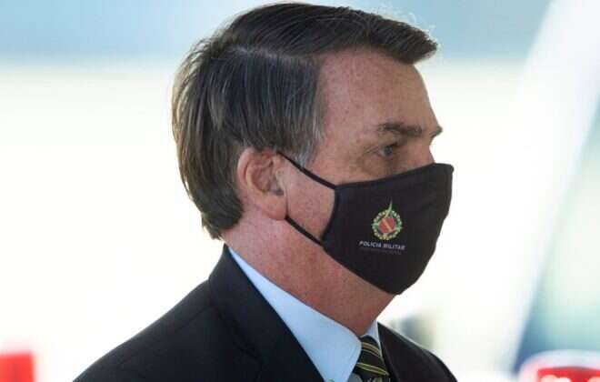 Jair Bolsonaro confirmó que tiene síntomas de coronavirus y le hicieron un test