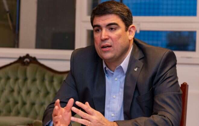 Bensusán: “Maquieyra falta a la verdad y quiere sembrar confusión en medio de la pandemia”