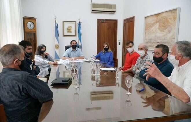 Di Nápoli recibió a industriales: “Nuestro objetivo es acompañar a un sector que genera valor agregado y empleo genuino en la ciudad”