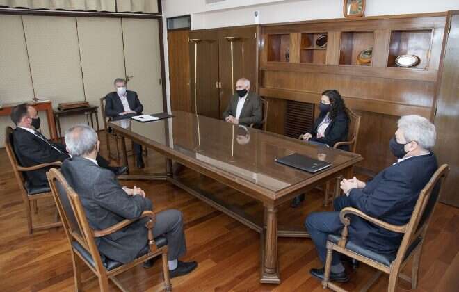 El Gobierno provincial construirá 54 viviendas para policías junto a los municipios