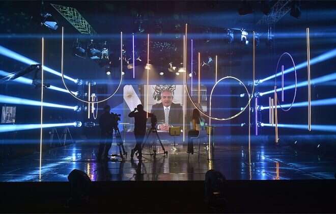 Ante el coloquio de IDEA, Fernández convocó a un capitalismo solidario y afirmó que no habrá devaluación