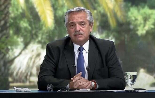 El presidente Alberto Fernández estimó que durante este mes se normalizará la provisión de vacunas