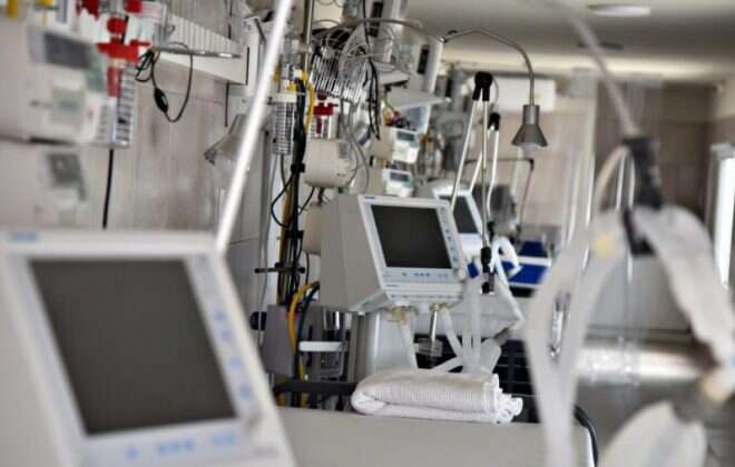 Continuando con el plan previsto se incorporan unidades de terapia intensiva, 12 en forma inmediata