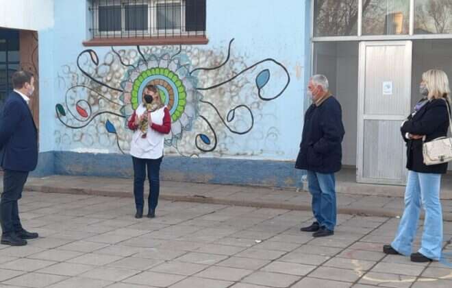 Ministro de Educación pampeano visitó Metileo y Quemú Quemú