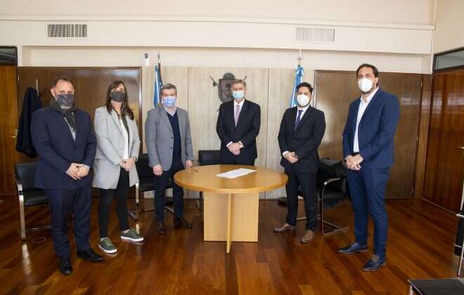 Aeropuertos Argentina 2000 cedió a la Provincia 9 hectáreas para deportes y recreación