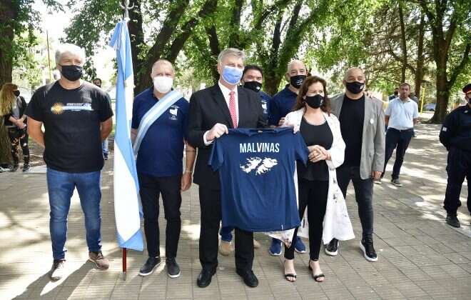 El gobernador Ziliotto encabezó el 116° aniversario de General Pico