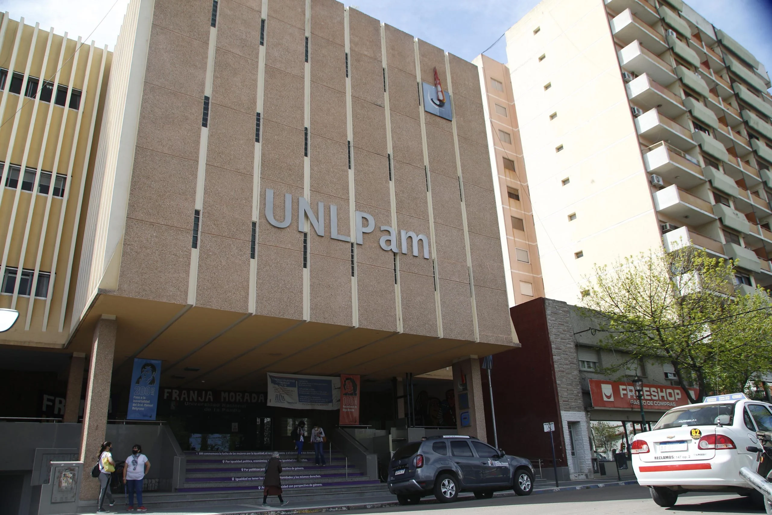 Docentes universitarios vuelven a parar por 48 horas