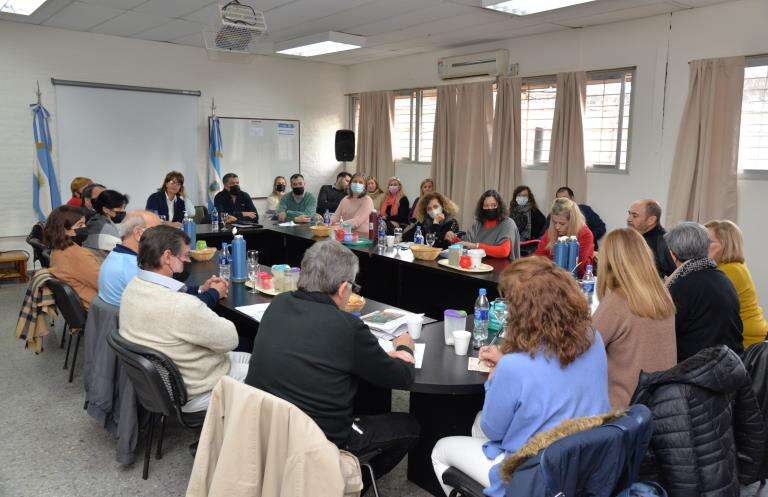 El Gobierno de La Pampa y los docentes finalmente cerraron un acuerdo paritario