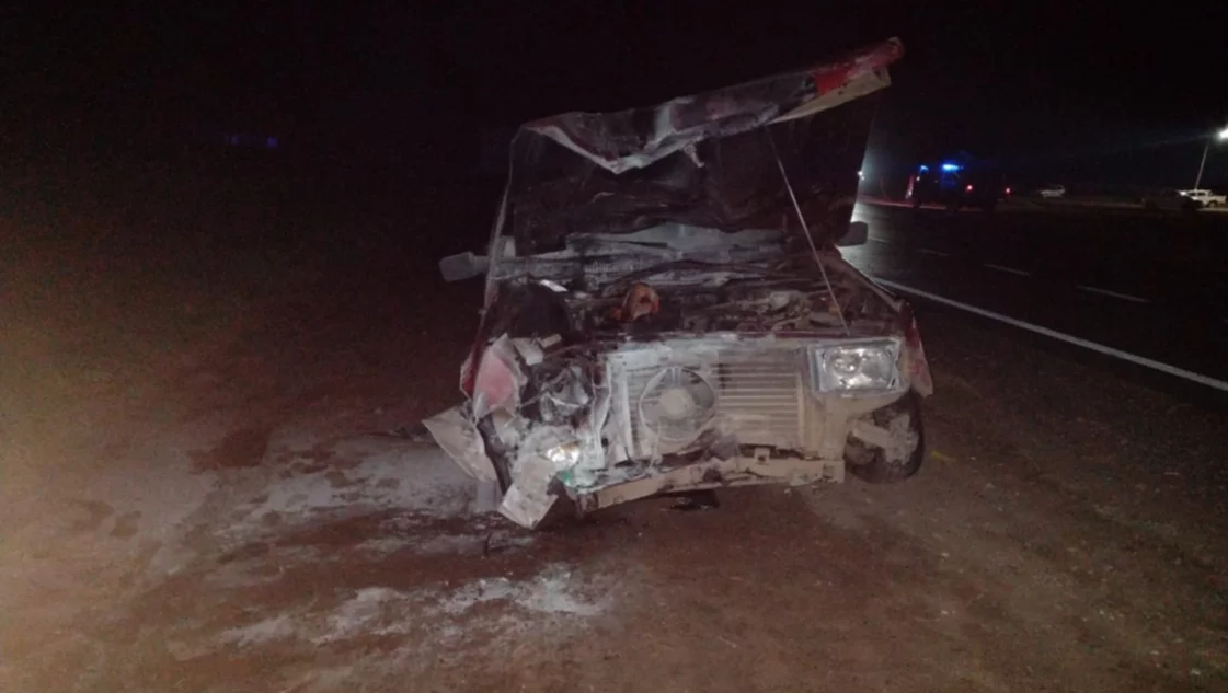 Choque en la ruta NÂº5 y dos hospitalizados