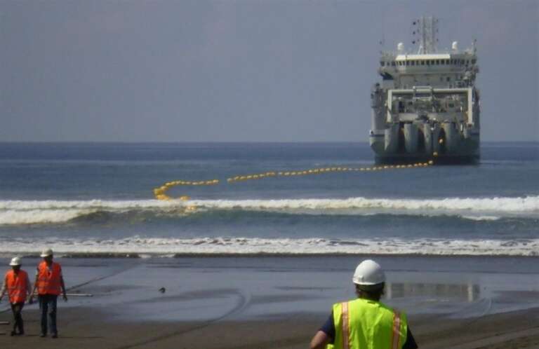 Google construirá la fibra óptica más larga del mundo e irá desde Argentina hasta EEUU