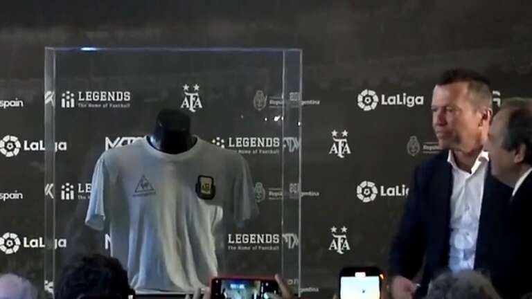 Fiebre mundialista: Adidas registra una demanda “extraordinaria” de camisetas de la selección argentina