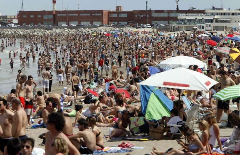 Más de 1,2 millones de turistas recorrieron el país en el último fin de semana XXL del año