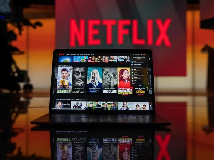 Renunció el CEO de Netflix y se disparan sus acciones en el aftermarket de Wall Street