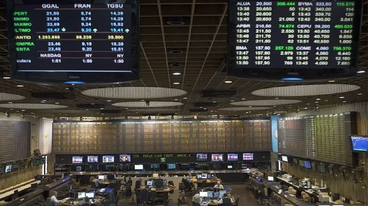 Acciones argentinas: los tres sectores recomendados para posicionarse en febrero