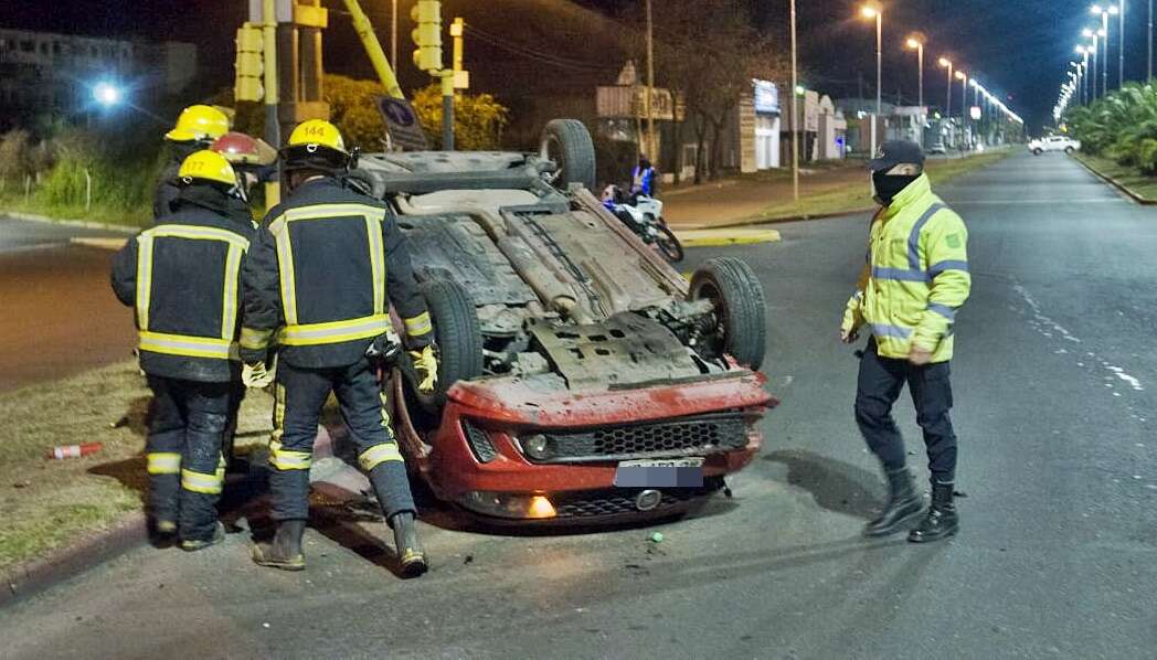 General Pico: Un choque con vuelco dejan un herido