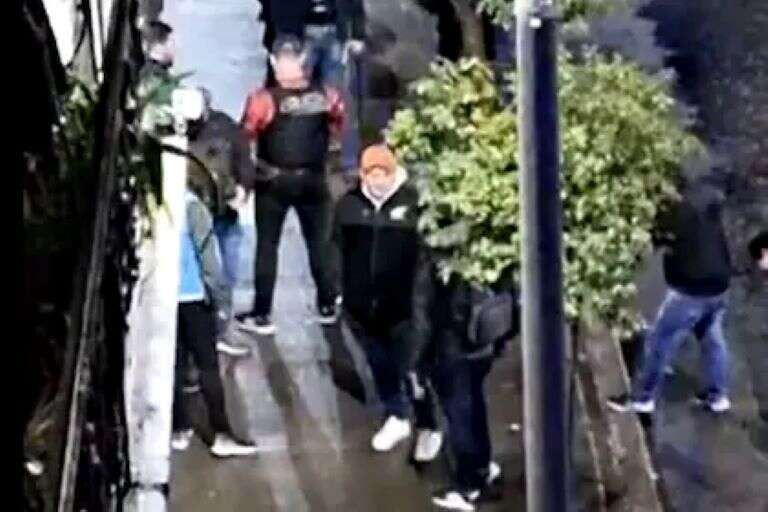 CABA: Allanaron un búnker en Once donde un periodista compró droga en vivo