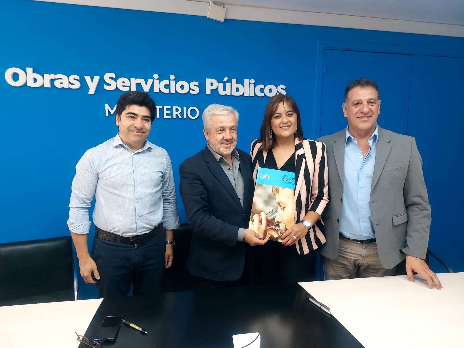 Uriburu: Se amplía la red de agua potable