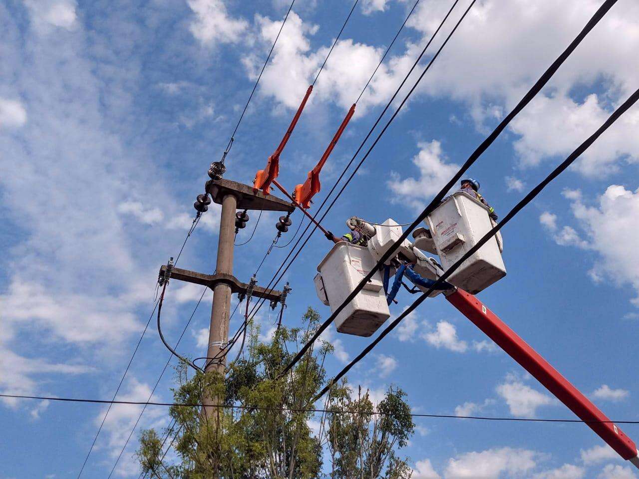 Un operario de la CPE sufrió una descarga eléctrica y fue salvado por su compañero mediante RCP