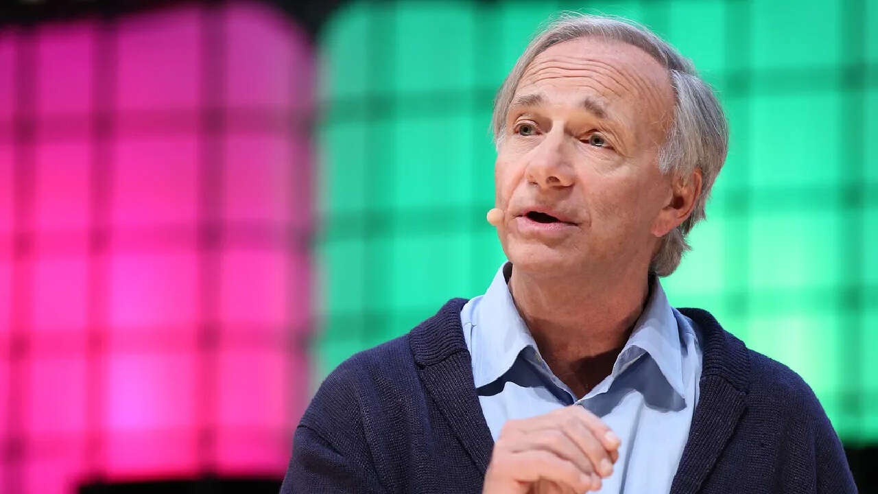 Quién es Ray Dalio, el multimillonario fundador de Bridgewater Associates