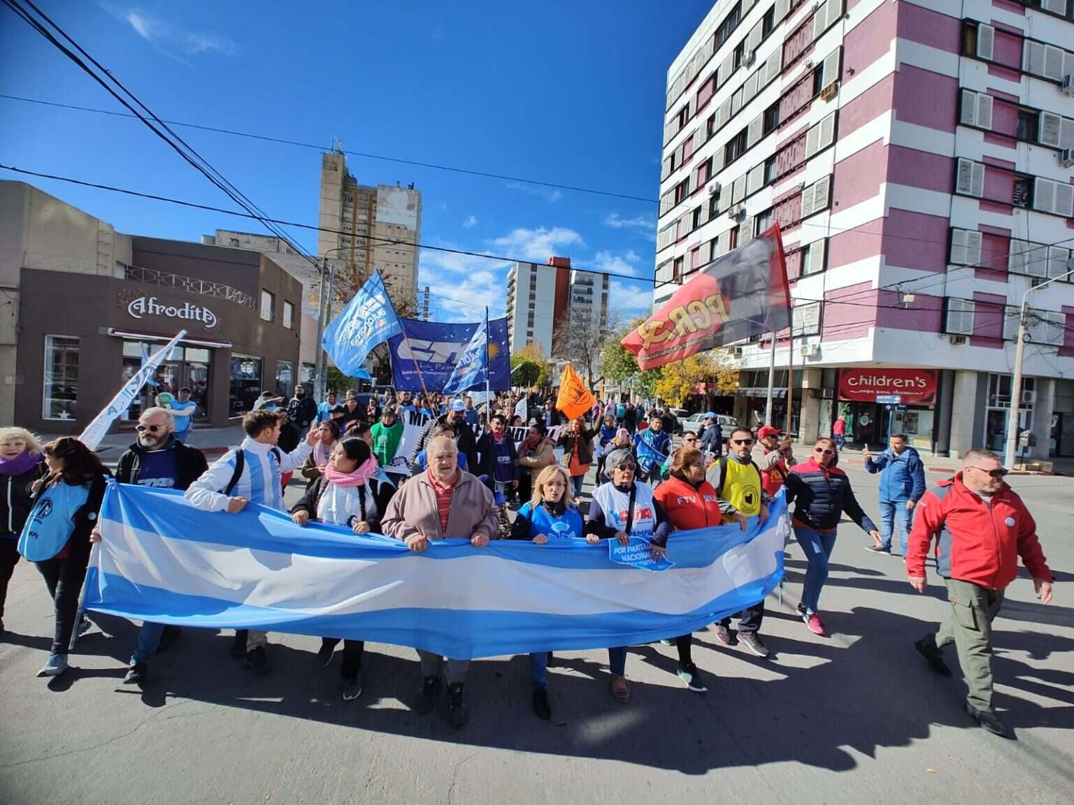 Paro 9M: Importante movilización en Santa Rosa