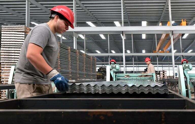 La industria alcanzó su séptima caída interanual consecutiva