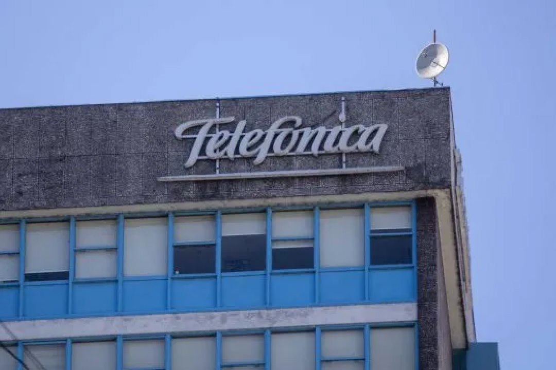 Venta del Grupo Telefónica: el ENACOM habló de salvaguardar “la transparencia del proceso”