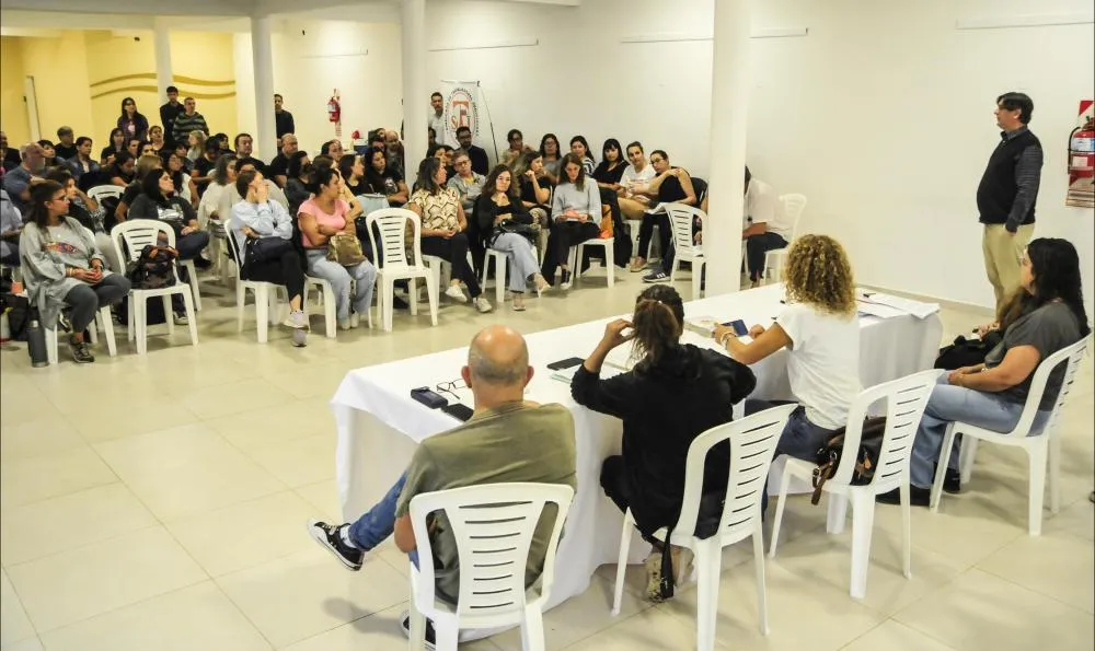 Judiciales se reunieron y acordaron realizar un paro por tres días