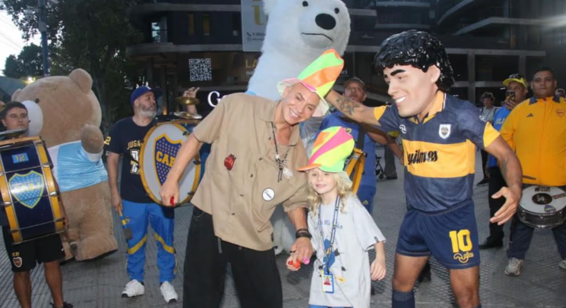 Dionisio, el hijo de Flavio Mendoza, festejó su cumpleaños en la Bombonera: las fotos