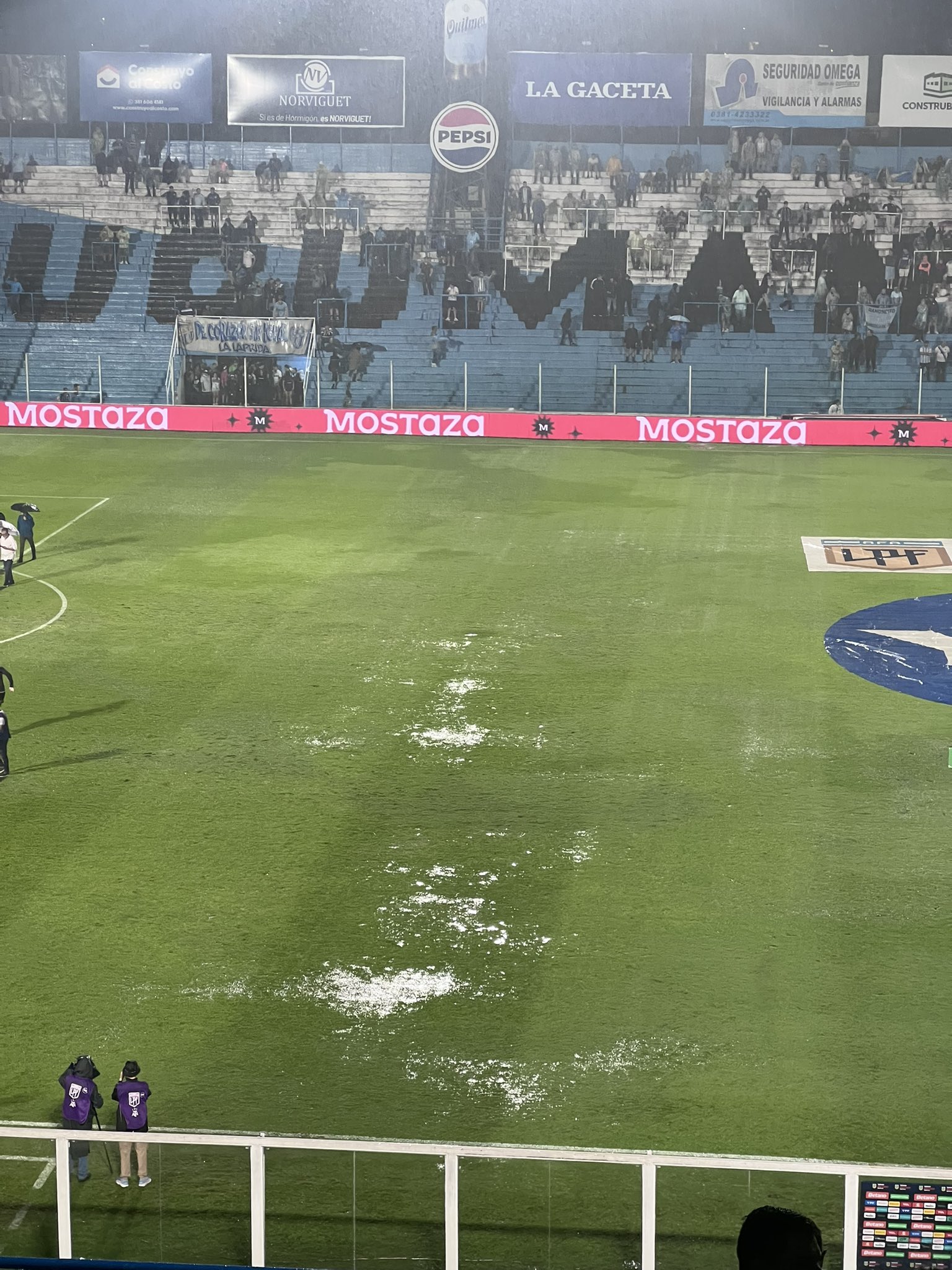 Fútbol: El duele entre Independiente y Atlético Tucumán se suspendió por intensas lluvias