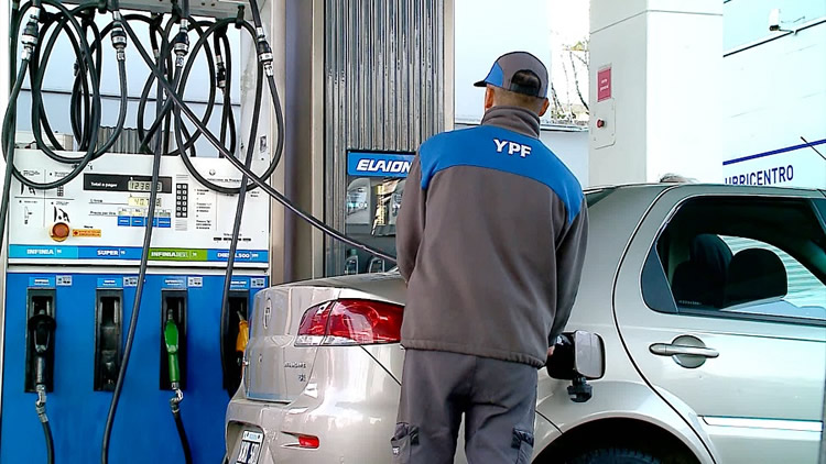 El precio del combustible vuelve a subir en Santa Rosa: llenar el tanque ya cuesta más de 47 mil pesos