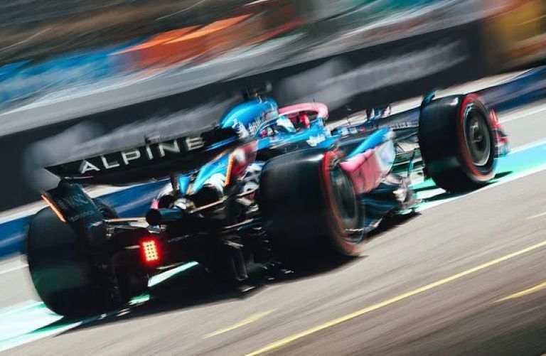 Automovilismo: Colapinto sufrió problemas en su Alpine y largará 19º en el GP de España de Fórmula 1
