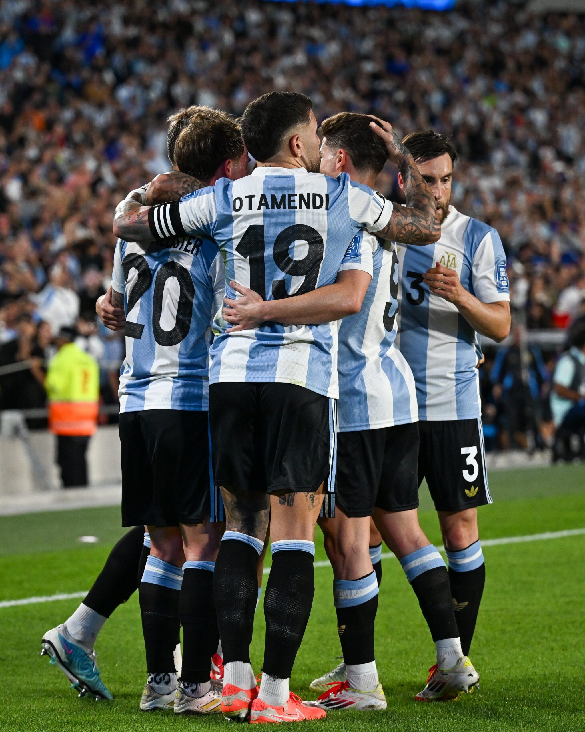 Fútbol: Conmebol confirmó los días y horarios de los próximos partidos de la Selección Argentina por eliminatorias