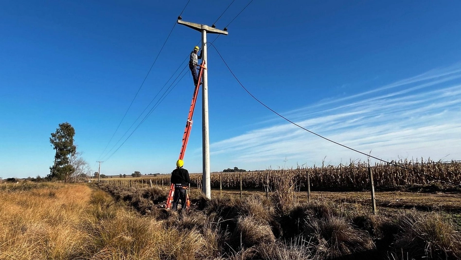 Embajador Martini avanza hacia su conexión a la red de fibra óptica provincial