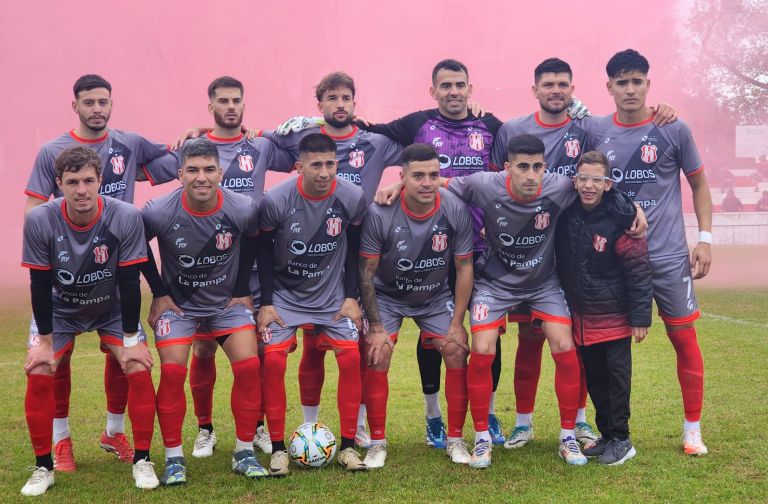 Fútbol: Costa Brava ganó otro partido clave, sigue puntero y se acerca a la clasificación en el Federal “A”