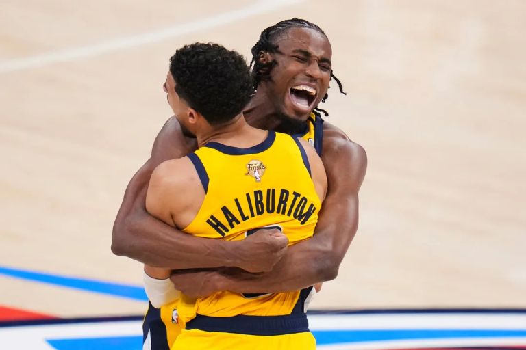 Básquetbol: Indiana le ganó a Oklahoma en un final para el infarto y se puso 1-0 en las Finales de la NBA
