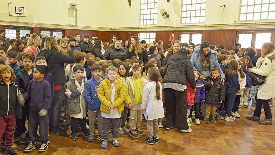 Santa Rosa: la Escuela Normal celebró 116 años con un mensaje de unión y rechazo a la violencia