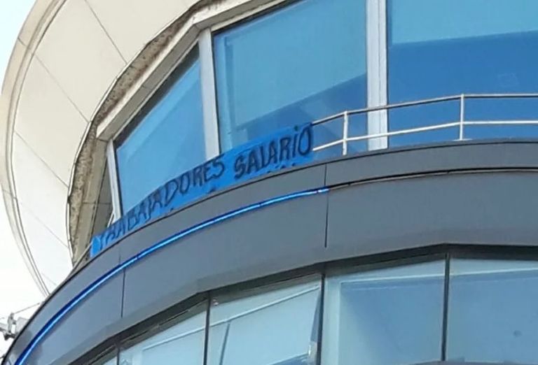 Fracasó otra reunión con los controladores aéreos y sigue latente la amenaza de un paro