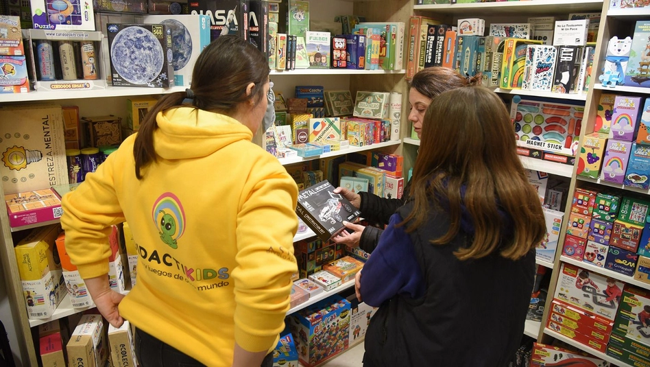 Bancos y promociones impulsan las ventas del Día de las Infancias en Santa Rosa