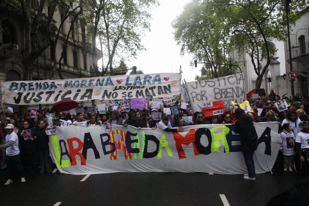 Ni Una Menos: comenzaron las marchas por el triple femicidio narco en Florencio Varela